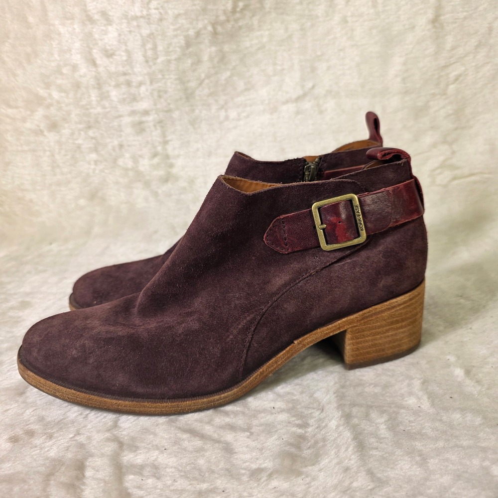 Kork-Ease Ankle Boots Wine Burgundy Suede Buckle Strap Womens 9 Excellent